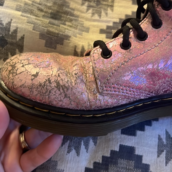 Girls pink glitter Dr. Martens, size US 2 - Picture 4 of 8